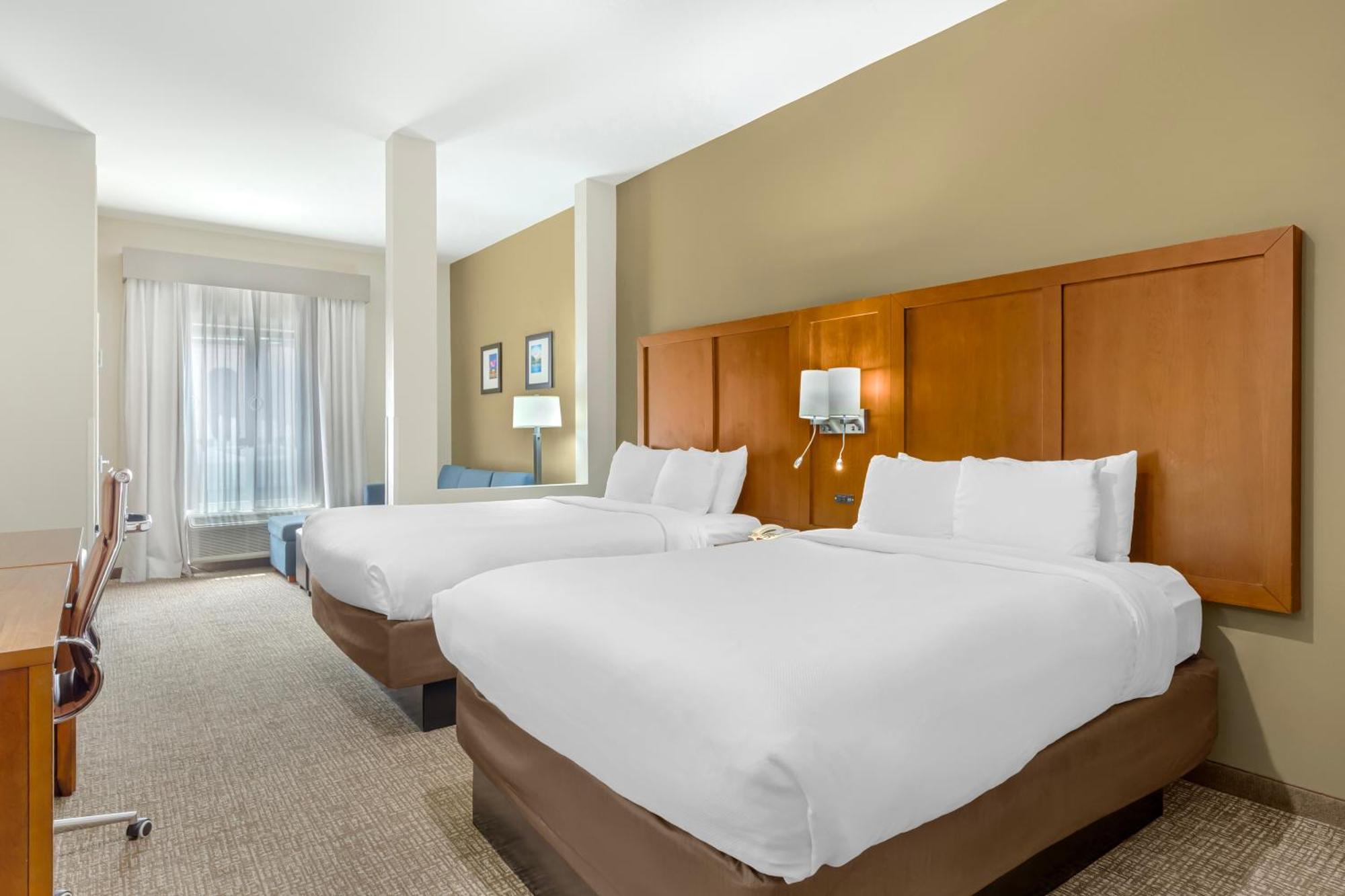 Comfort Greensboro-high Point Hotel